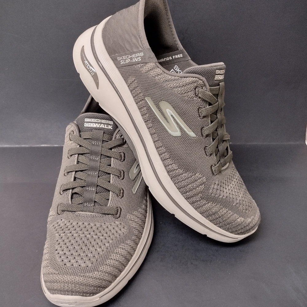 - SKECHERS - MEN'S GO WALK FIT 2,0 - GRAND WALKING SHOES SIZE : 9.5